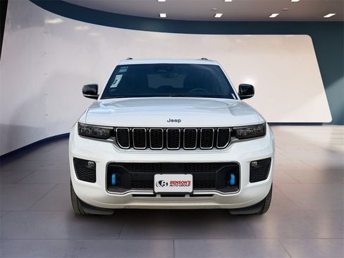 Used 2022 Jeep Grand Cherokee Overland w/ Luxury Tech Group IV image 8