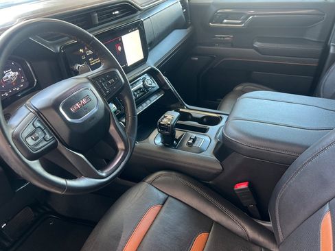 Used 2024 GMC Sierra 1500 AT4 image 7
