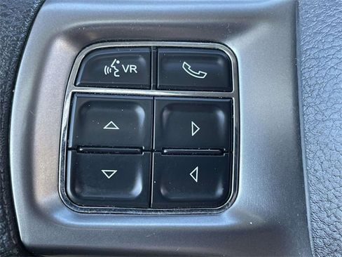 Used 2024 RAM 1500 Classic SLT image 28