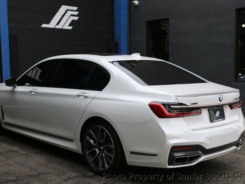 Used 2020 BMW M760i xDrive w/ Luxury Rear Seating Package image 5