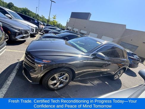 Used 2026 Genesis GV70 2.5T AWD/4WD image 2