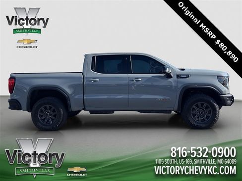 Used 2025 GMC Sierra 1500 AT4X image 7