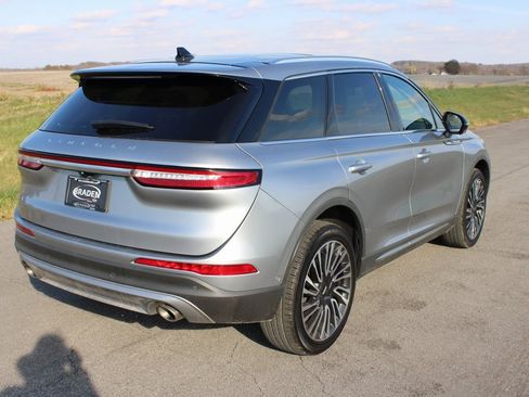 Used 2021 Lincoln Corsair Reserve w/ Equipment Group 201A image 7