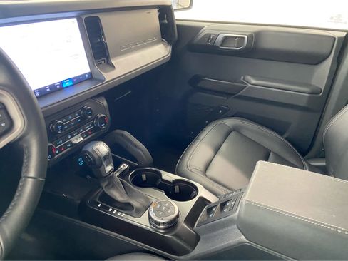Used 2025 Ford Bronco Badlands AWD/4WD image 37