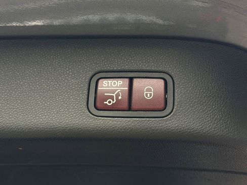 Used 2018 Mercedes-Benz GLS 450 4MATIC image 17