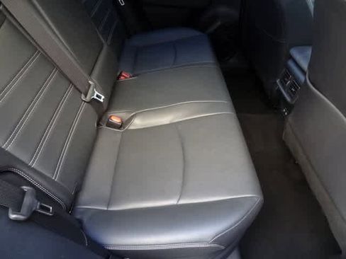 Used 2020 Toyota RAV4 Limited image 12