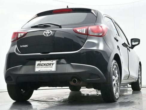 Used 2020 Toyota Yaris LE image 45