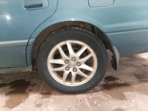 Used 2000 Toyota Camry LE FWD image 12