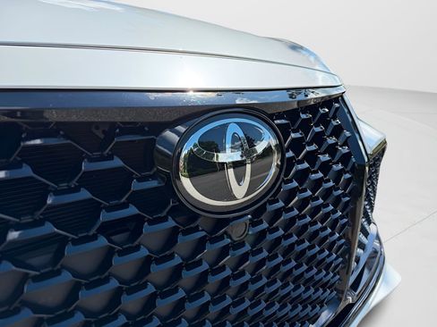 Used 2019 Toyota Avalon XSE FWD image 27
