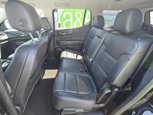 Used 2023 GMC Acadia SLT AWD/4WD image 6