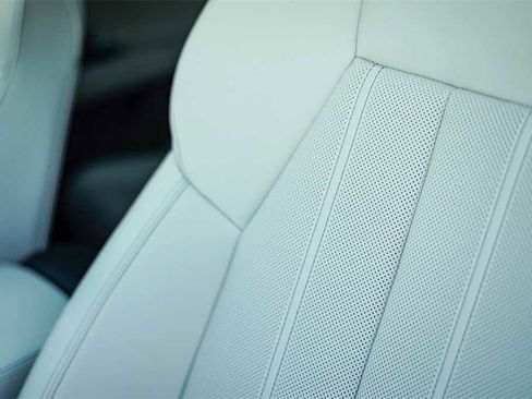 New 2025 Audi Q5 Prestige image 25