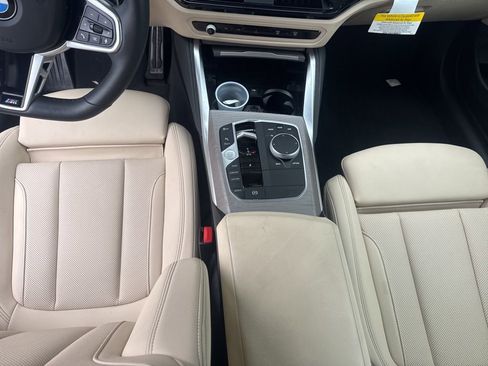 Used 2026 BMW 430i Coupe w/ M Sport Package RWD image 18