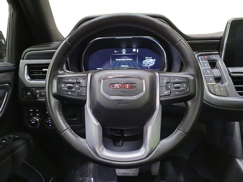 Used 2022 GMC Yukon XL SLT AWD/4WD image 23