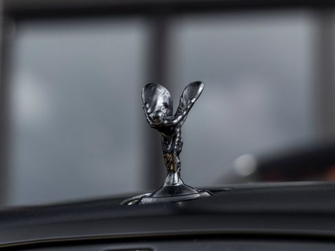 Used 2016 Rolls-Royce Dawn RWD image 22
