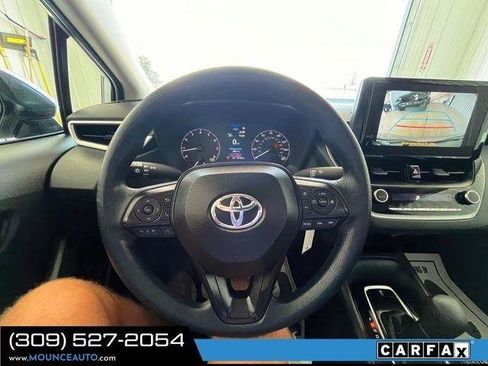 Used 2024 Toyota Corolla LE FWD image 19
