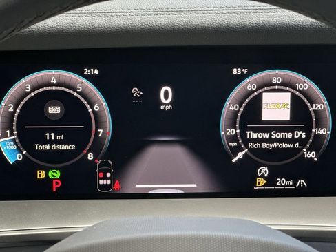 New 2026 Volkswagen Tiguan SE R-Line image 15