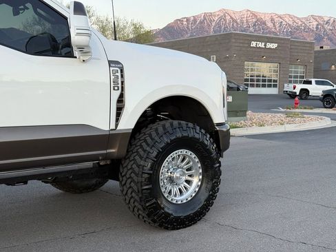 Used 2026 Ford F350 King Ranch w/ Chrome Package image 4