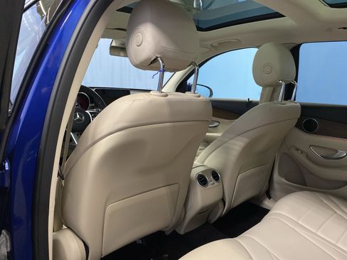 Used 2020 Mercedes-Benz GLC 300 4MATIC image 27