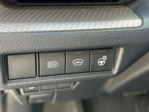 Used 2025 Toyota Prius XLE image 24