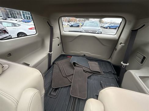 Used 2018 GMC Acadia Denali w/ Technology Package image 26