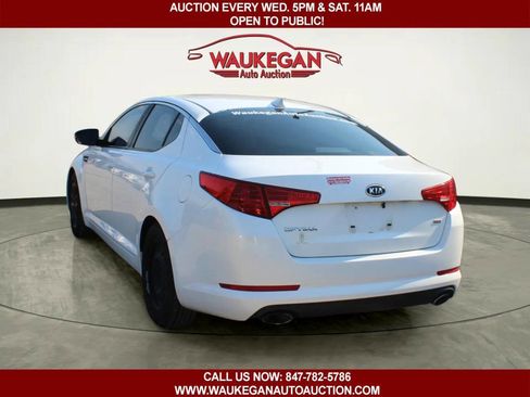Used 2011 Kia Optima LX FWD image 4