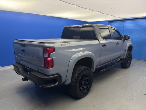 Used 2024 Chevrolet Silverado 1500 LT Trail Boss w/ LT Trail Boss Premium Package image 7