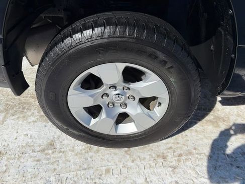 Used 2019 RAM 1500 Big Horn AWD/4WD image 15