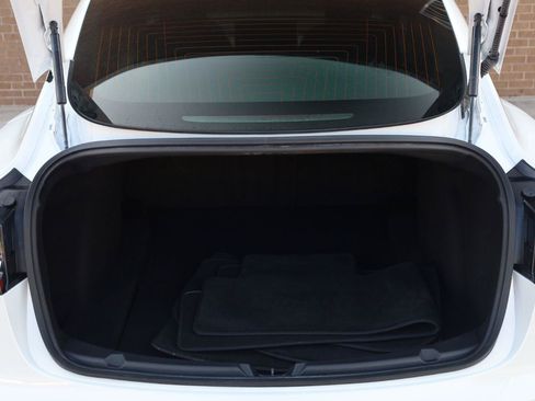Used 2019 Tesla Model 3 Long Range AWD/4WD image 14
