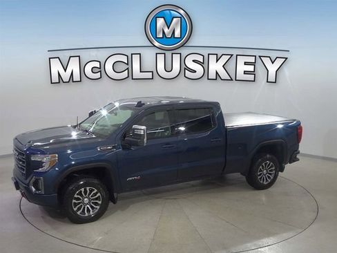 Certified 2020 GMC Sierra 1500 AT4 w/ AT4 Premium Package AWD/4WD image 1