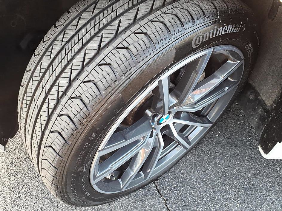 Used 2024 BMW 430i xDrive Coupe w/ Premium Package AWD/4WD image 9