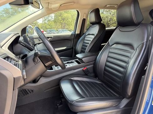 Used 2024 Ford Edge SEL AWD/4WD image 7