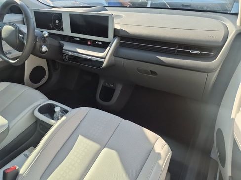 Used 2023 Hyundai Ioniq 5 Limited image 12