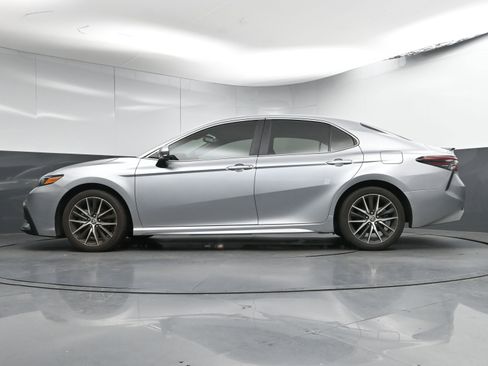 Certified 2024 Toyota Camry SE image 29