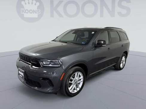 Used 2024 Dodge Durango GT image 1