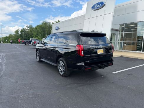 Certified 2025 Ford Expedition Max Active AWD/4WD image 8