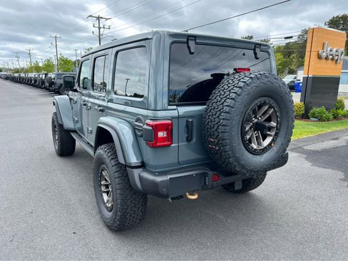 New 2025 Jeep Wrangler Unlimited Rubicon 392 image 9