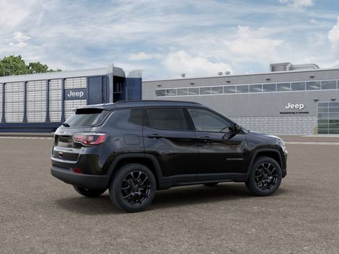 New 2026 Jeep Compass Latitude AWD/4WD image 4