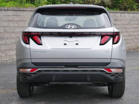 Used 2023 Hyundai Tucson SE AWD/4WD image 5