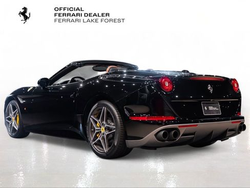 Certified 2017 Ferrari California T RWD image 2