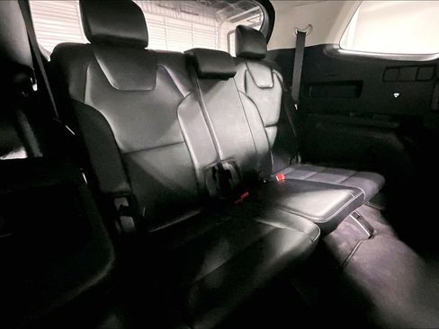 Used 2022 Kia Telluride SX w/ SX Prestige Package image 38