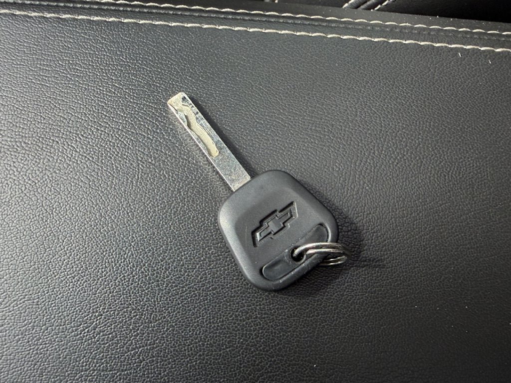 Used 2010 Chevrolet Camaro SS w/ RS Package RWD image 31