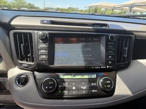Used 2018 Toyota RAV4 Adventure AWD/4WD image 18
