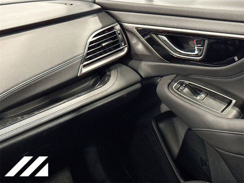 Used 2022 Subaru Outback Limited image 26