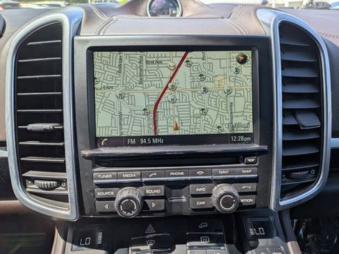 Used 2016 Porsche Cayenne GTS AWD/4WD image 14