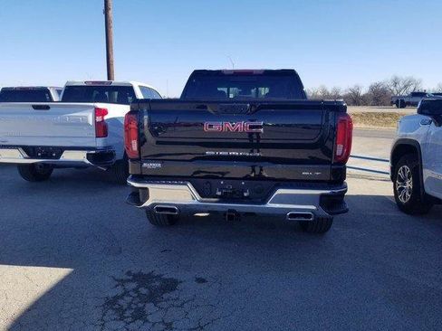 New 2026 GMC Sierra 1500 SLT AWD/4WD image 4