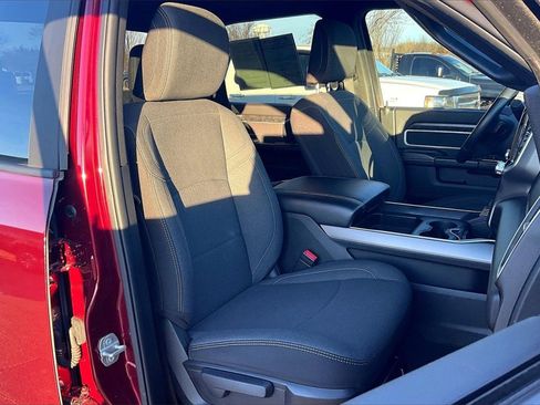 Used 2024 RAM 3500 Big Horn w/ Sport Appearance Package image 7