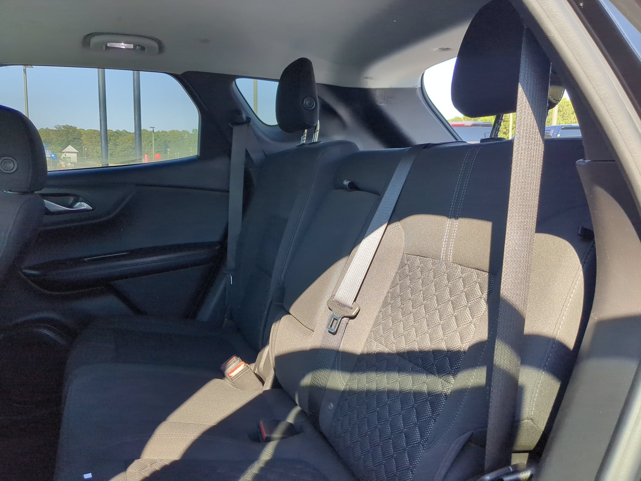 Used 2019 Chevrolet Blazer LT FWD image 23
