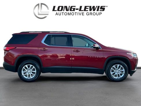 Used 2020 Chevrolet Traverse LT image 8