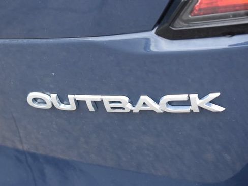 Used 2025 Subaru Outback AWD/4WD image 12