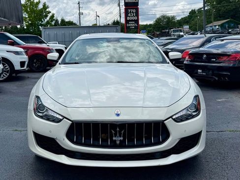 Used 2020 Maserati Ghibli RWD image 2